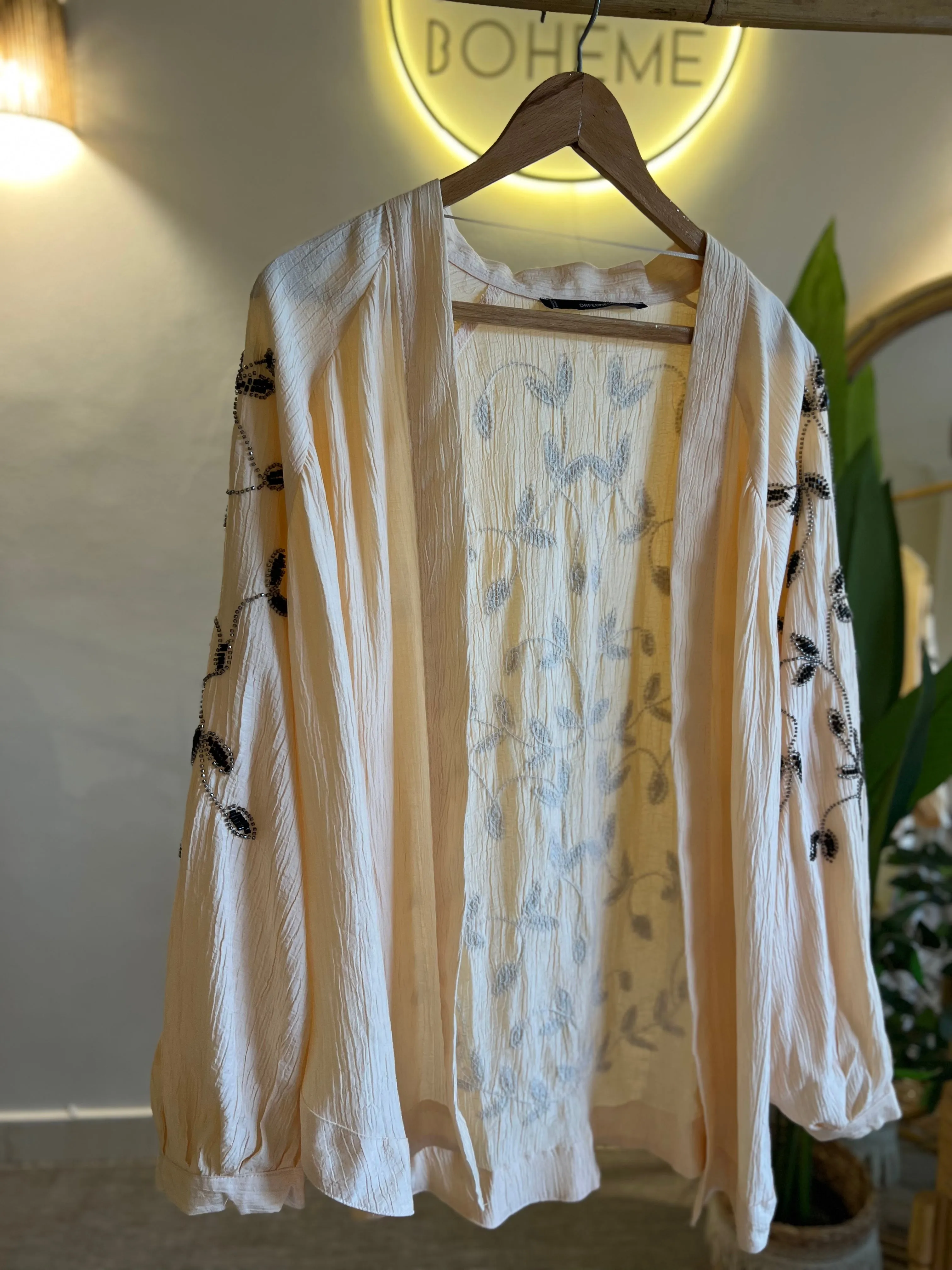 Almond X Black Leaves Embroidered Kimono
