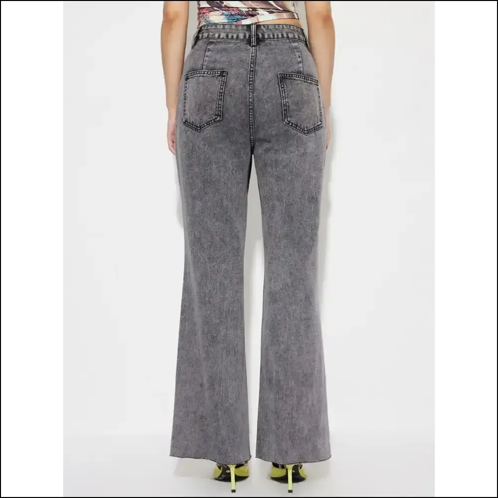 Chic High Waist Bootcut: Because Fabulous is a Full-time Job! 😄👖