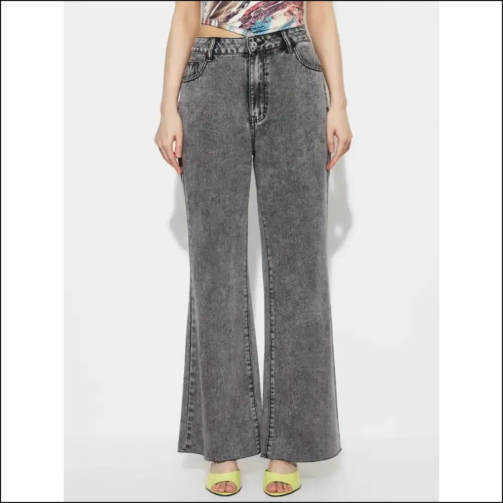Chic High Waist Bootcut: Because Fabulous is a Full-time Job! 😄👖