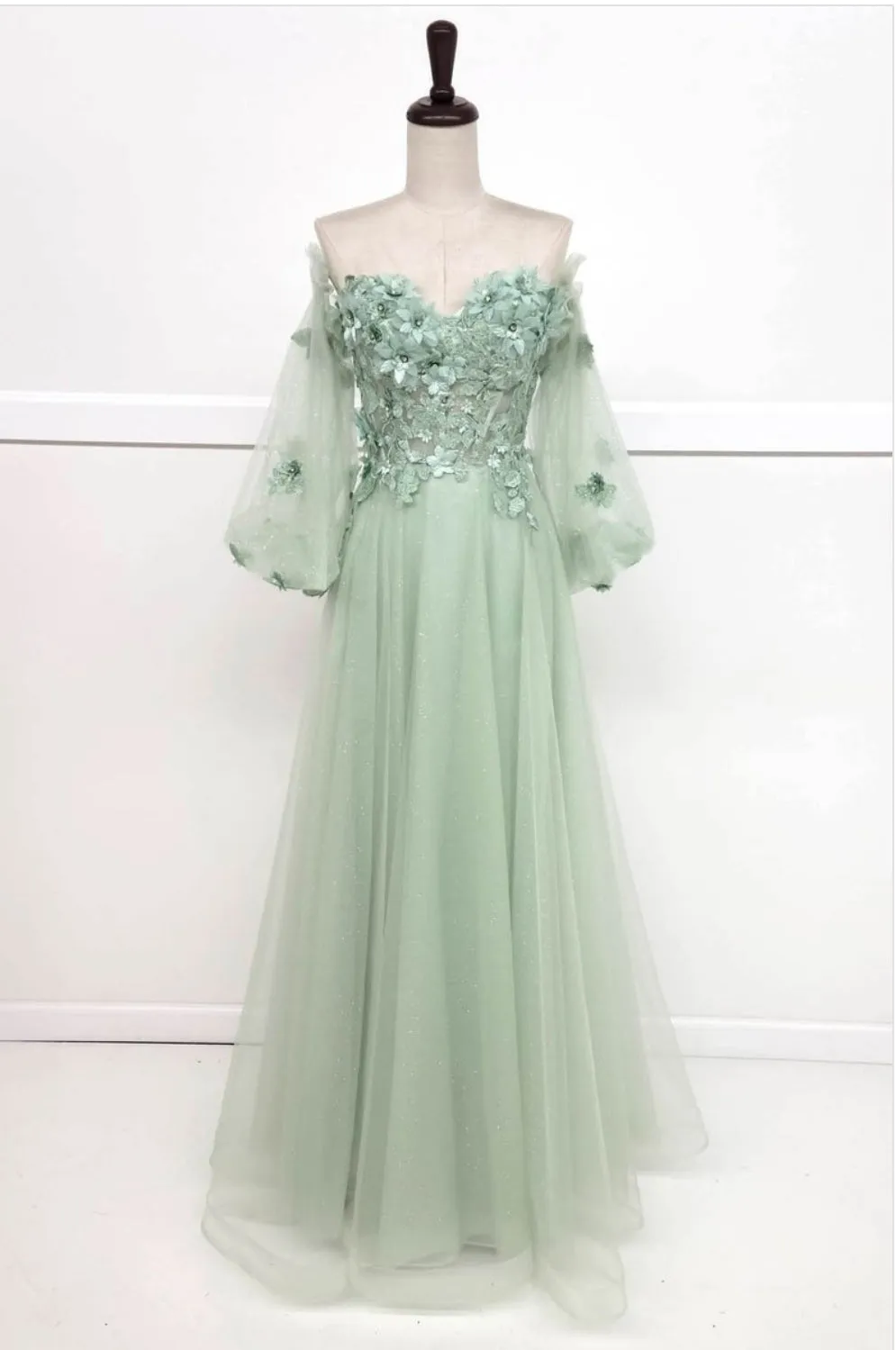 Chicas Evening Gown CHF3096