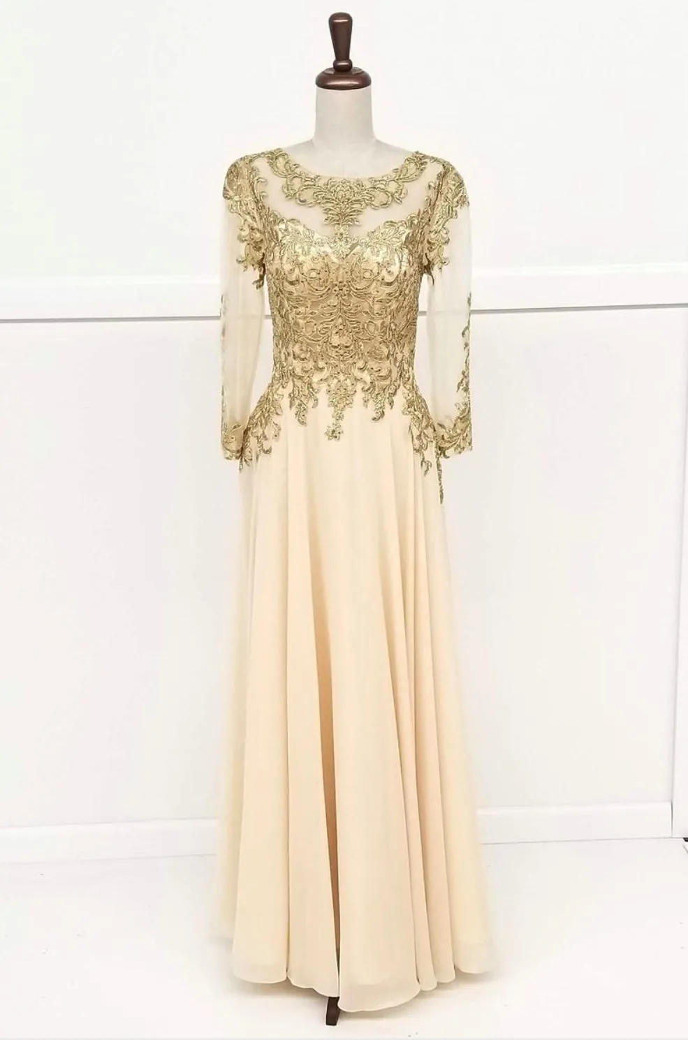 Chicas Mother of the Bride Gown XR6014