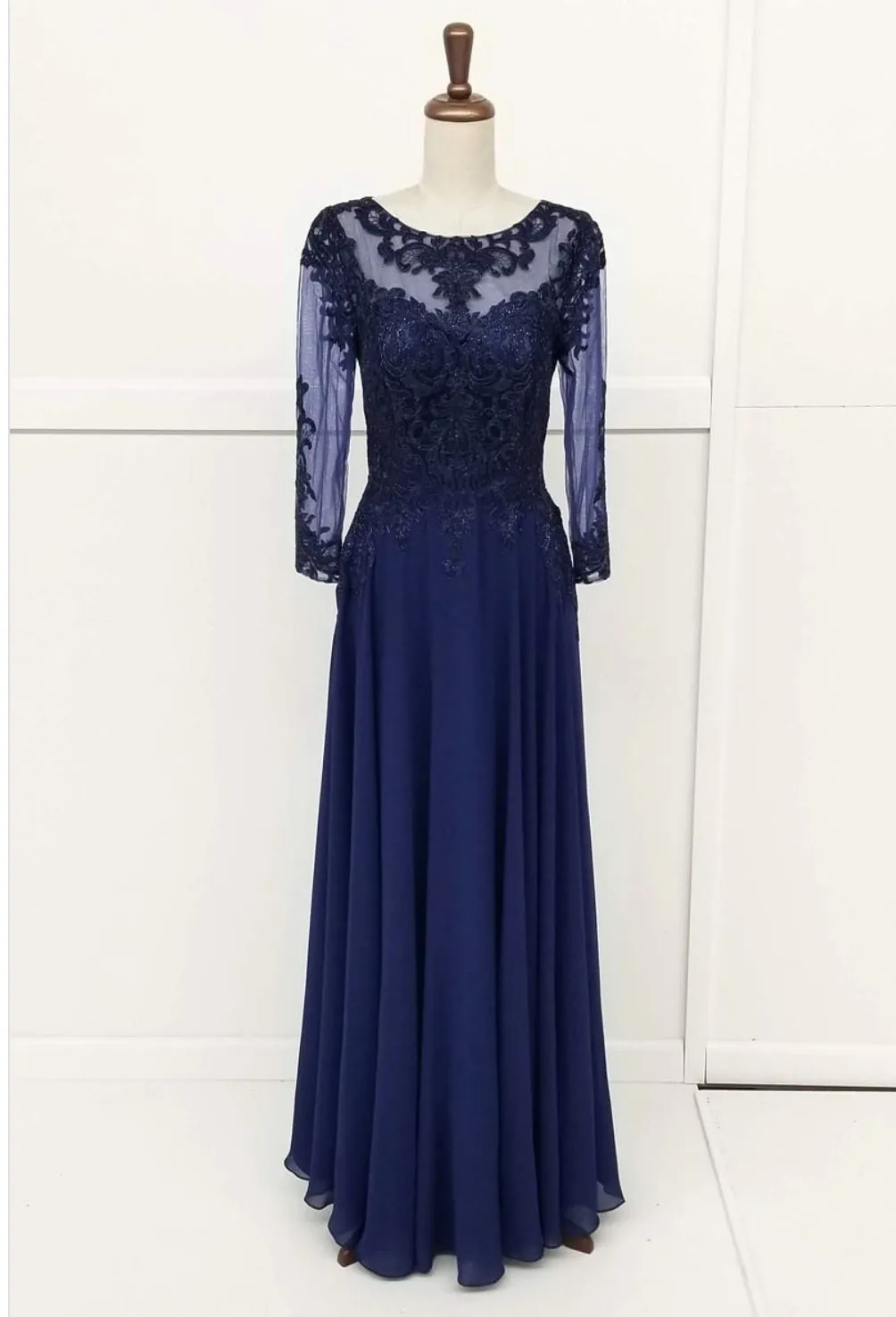 Chicas Mother of the Bride Gown XR6014