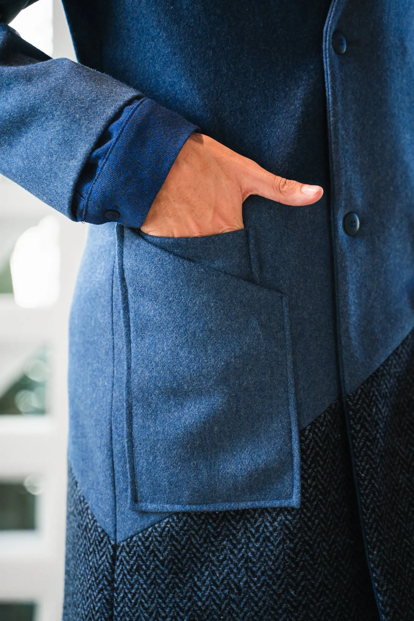 Collarless color blocked coat