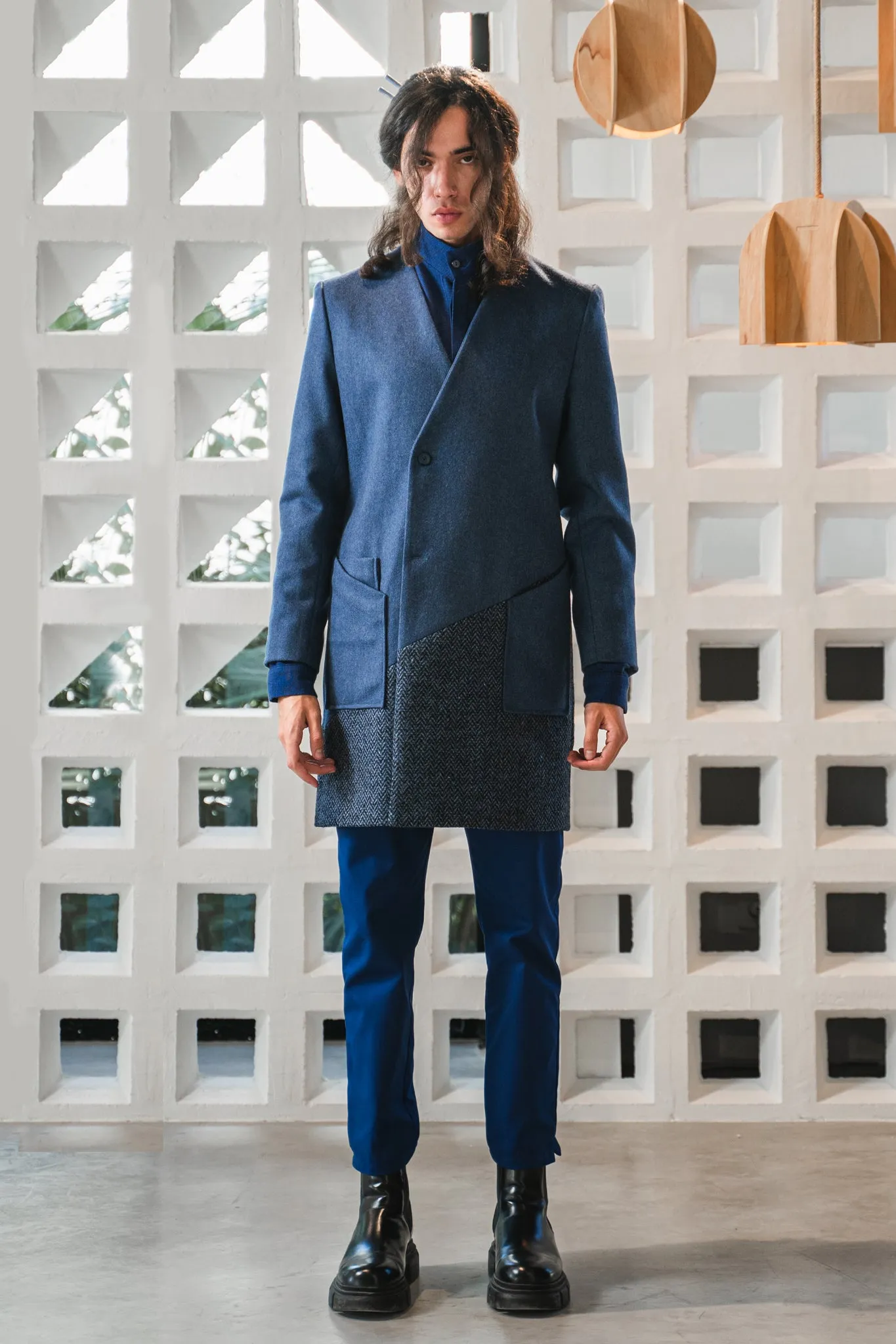Collarless color blocked coat
