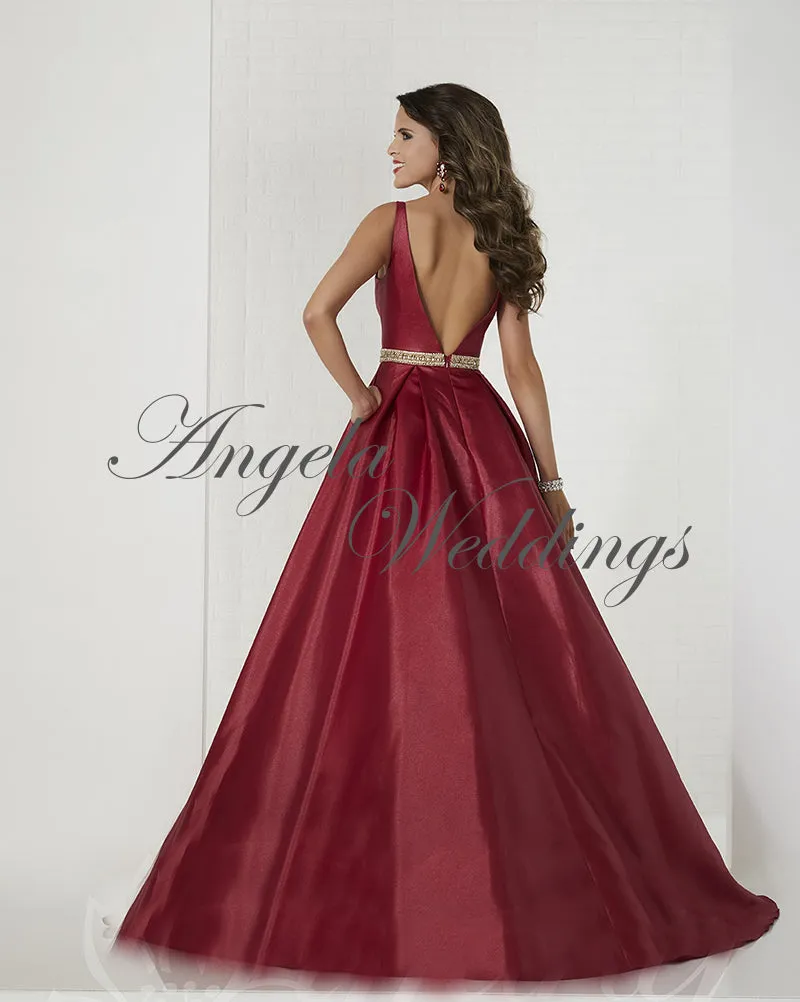 Deep V-Neck Burgundy Satin Long Prom Dresses 2020