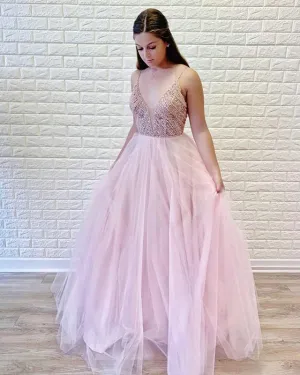 Delicate Pink Tulle Prom Dresses with Spaghetti Straps Beaded Bodice Long Pageant Gowns
