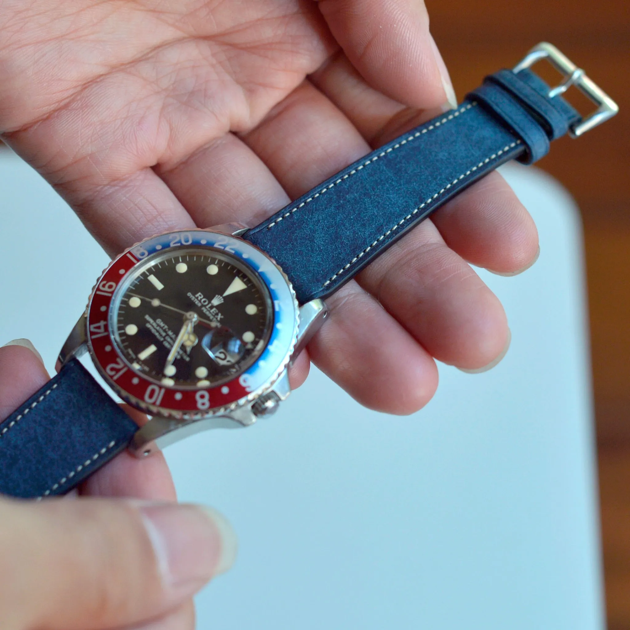 DENIM BLUE DISTRESSED CALF STANDARD STRAP