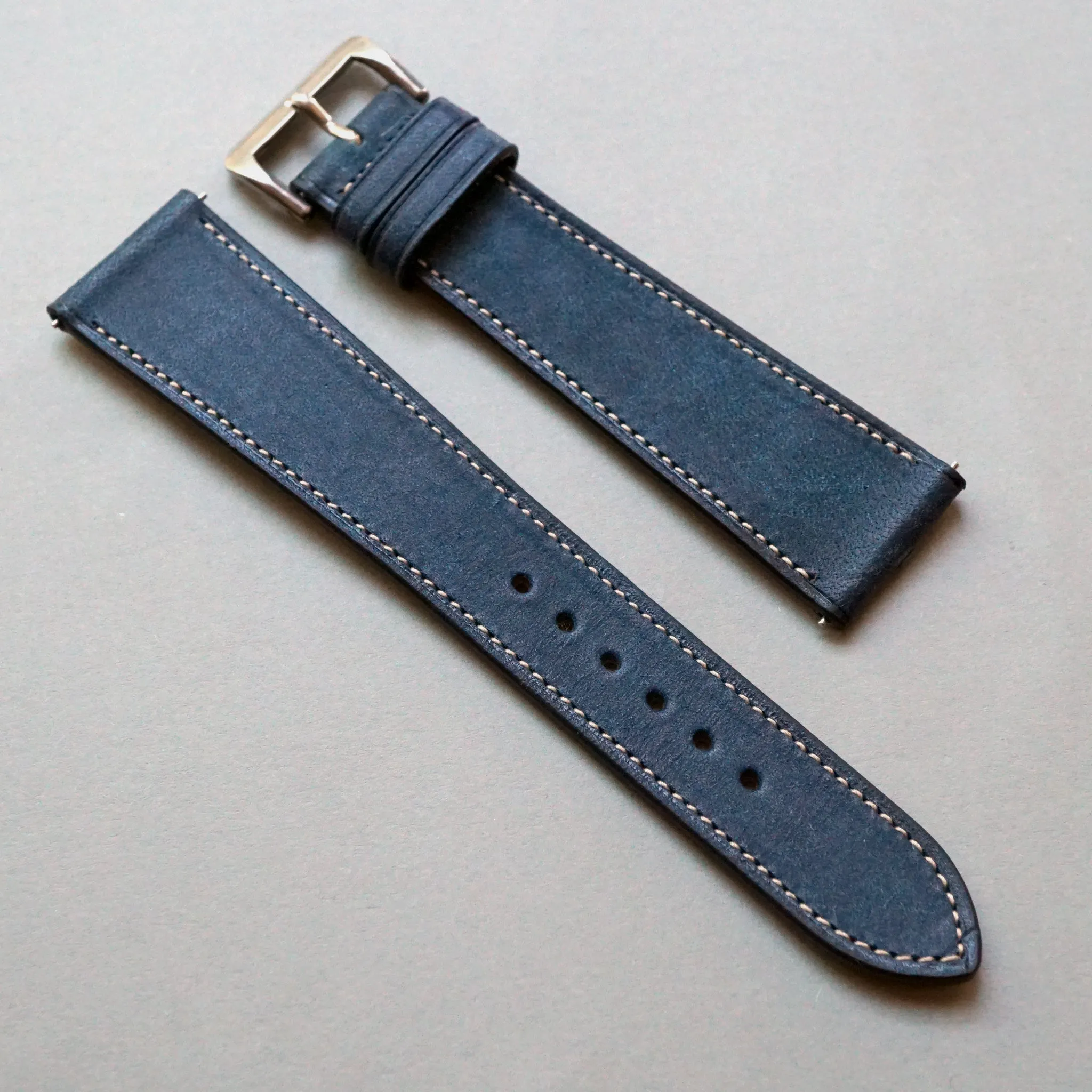 DENIM BLUE DISTRESSED CALF STANDARD STRAP