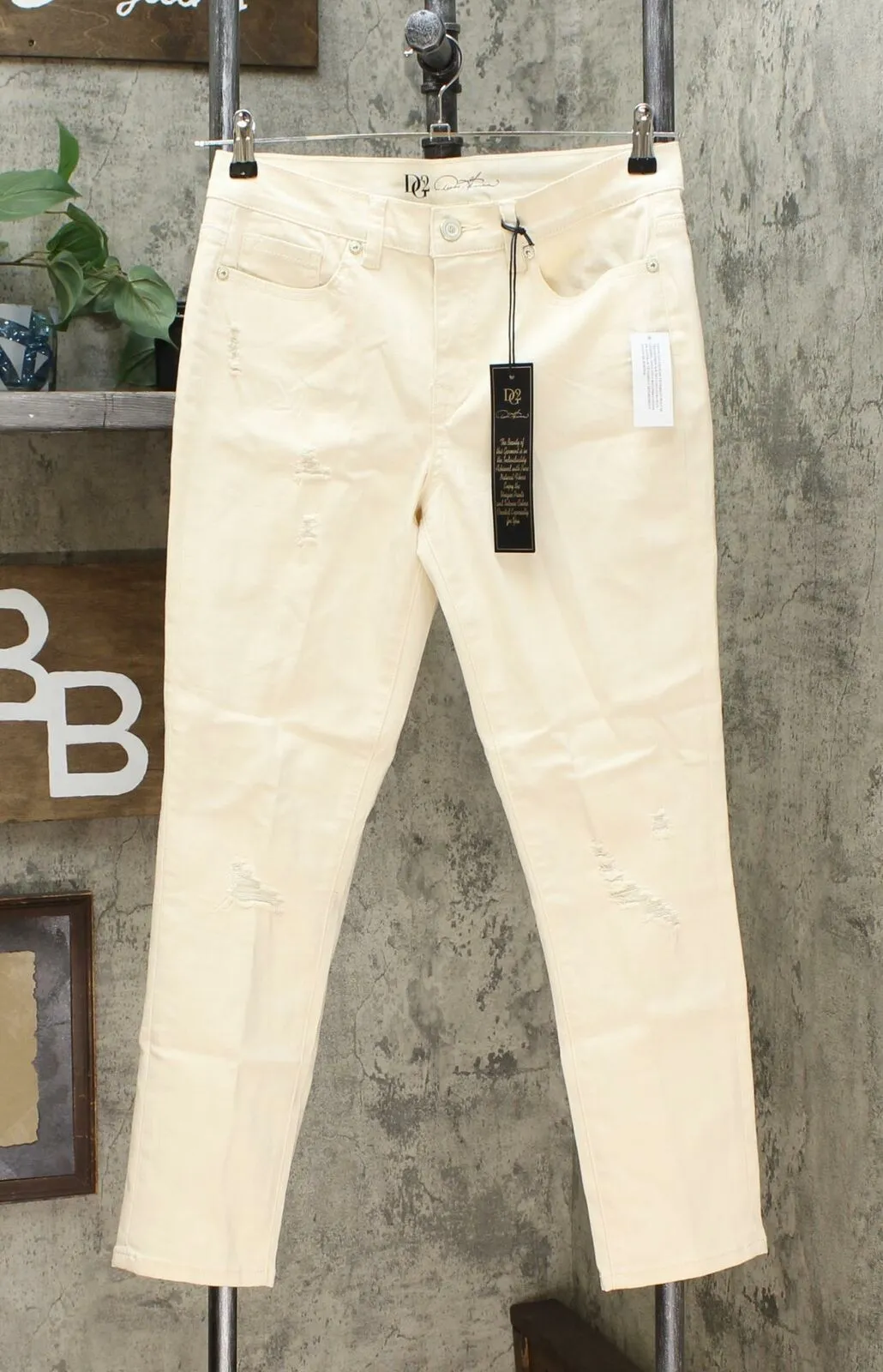 DG2 by Diane Gilman Women's Petite Virtual Stretch Destructed Skinny Jeans