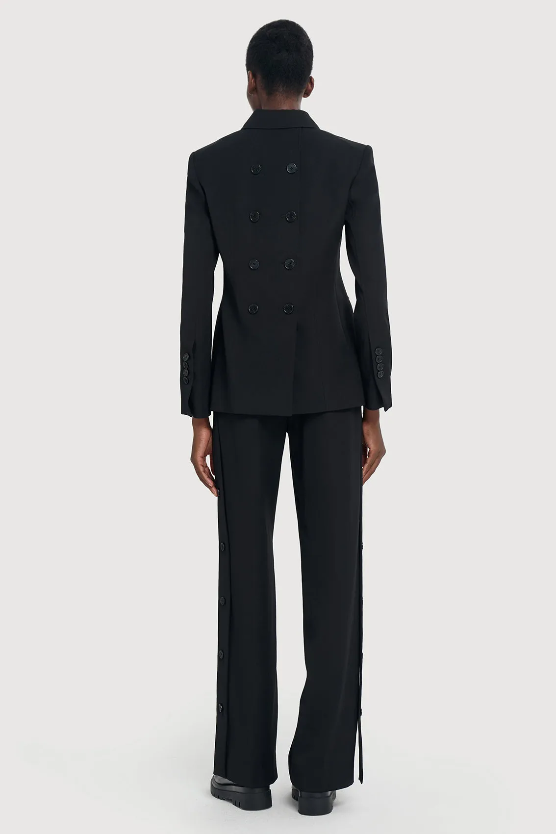 DOUBLE-BREASTED WOOL BLAZER