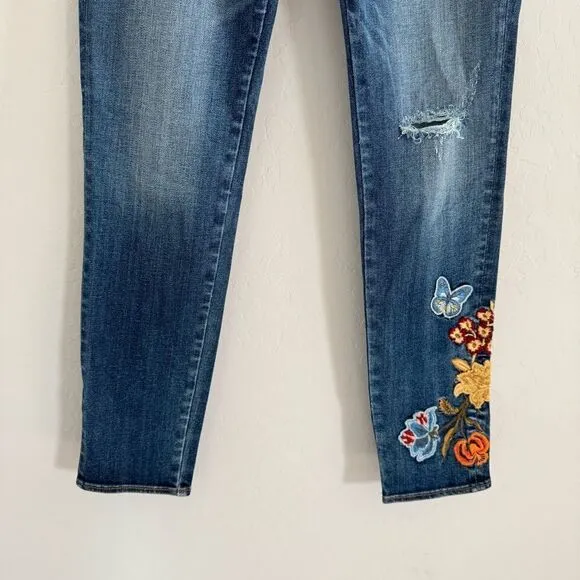 Driftwood Embroidered Floral Marilyn Distressed Skinny Jeans