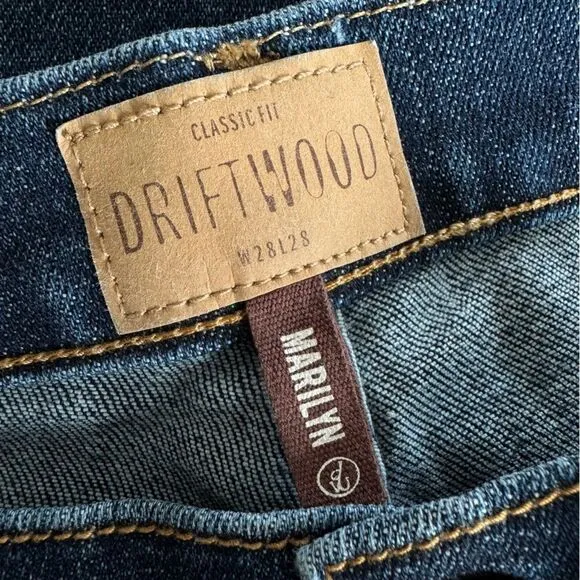 Driftwood Embroidered Floral Marilyn Distressed Skinny Jeans