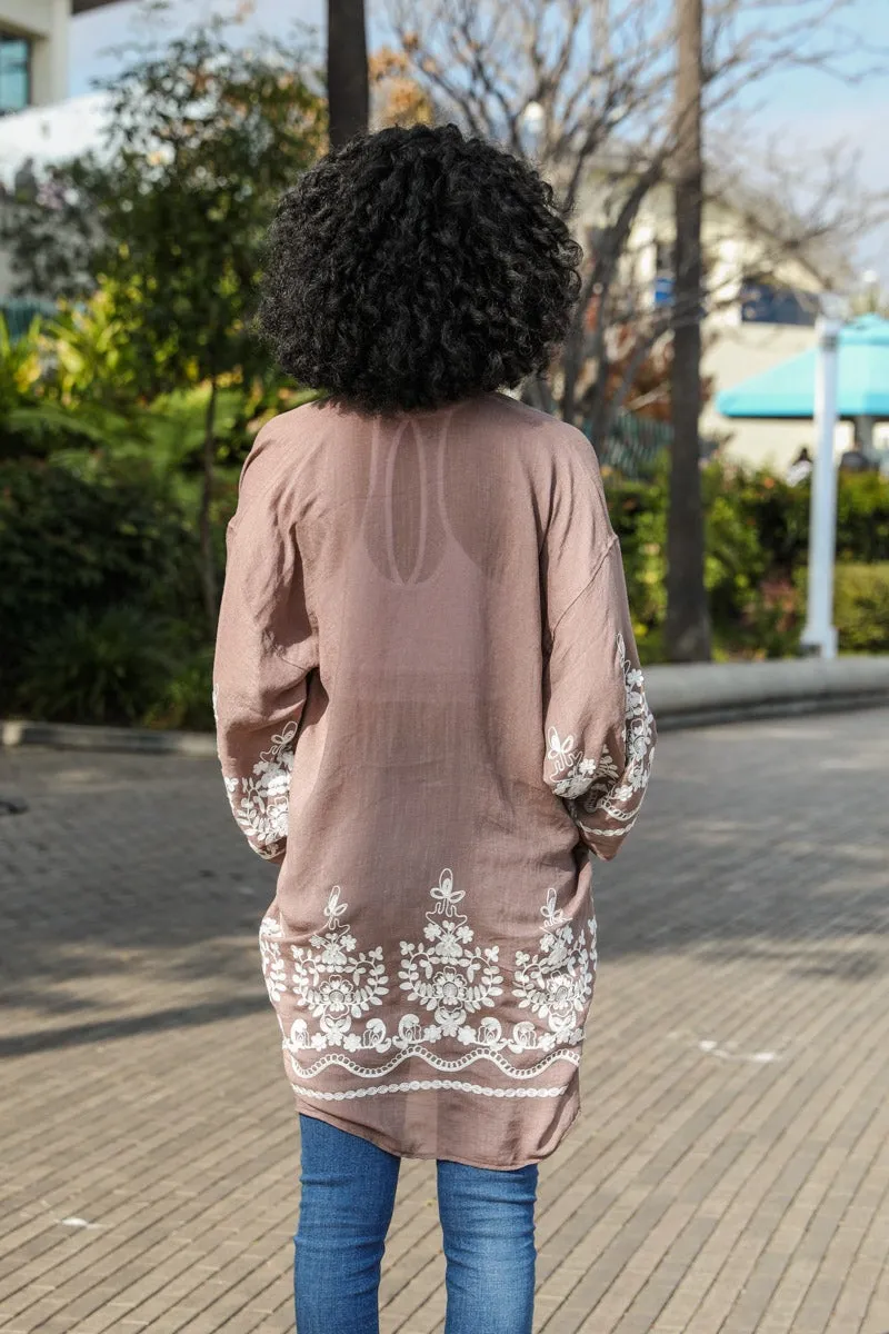 Embroidered Floral Vine Kimono – Elegant and Lightweight