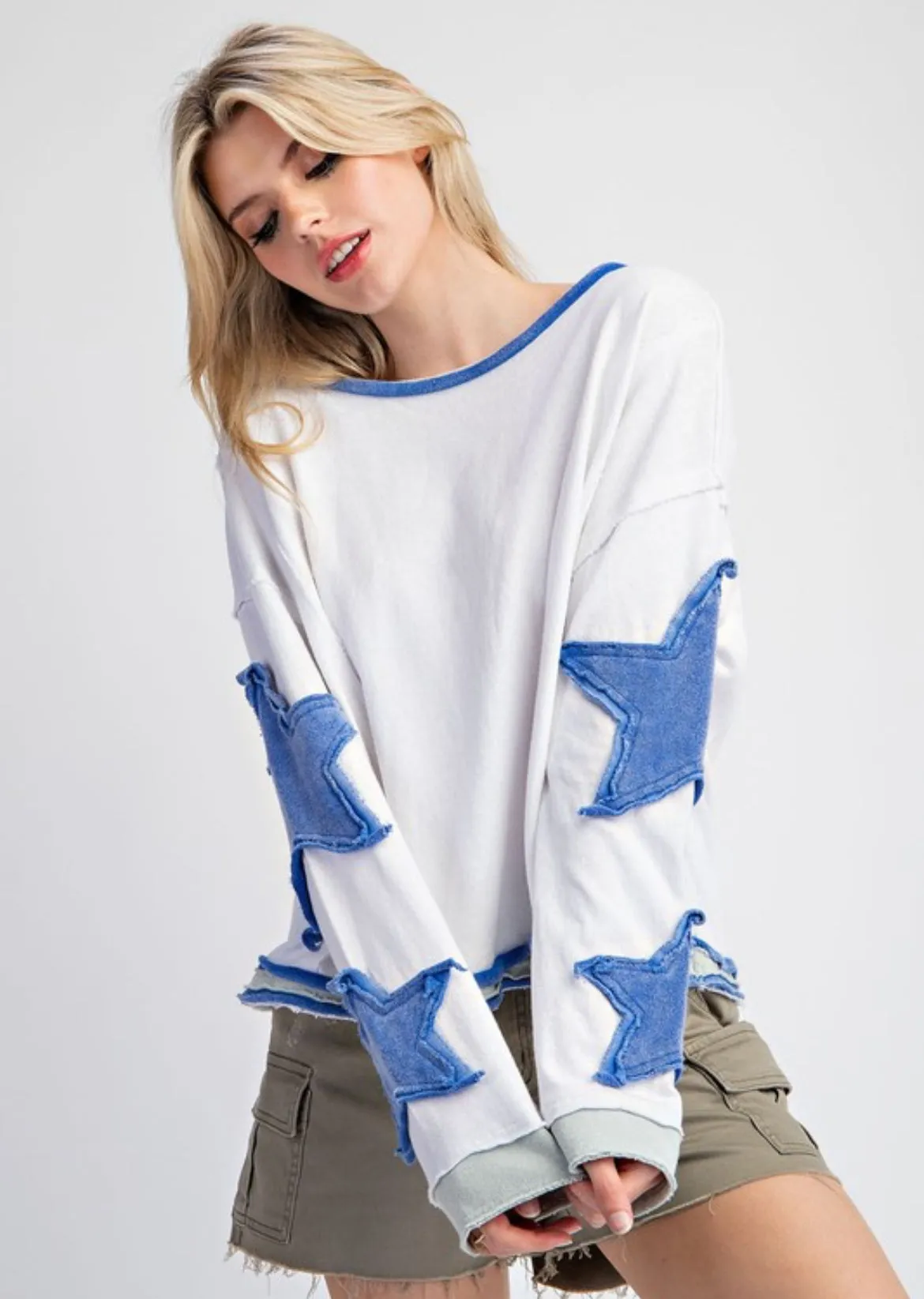 Embroidered Star Pullover
