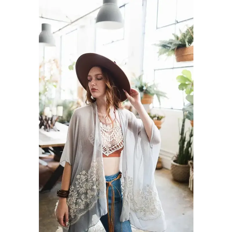 Floral Embroidered Stitch Kimono