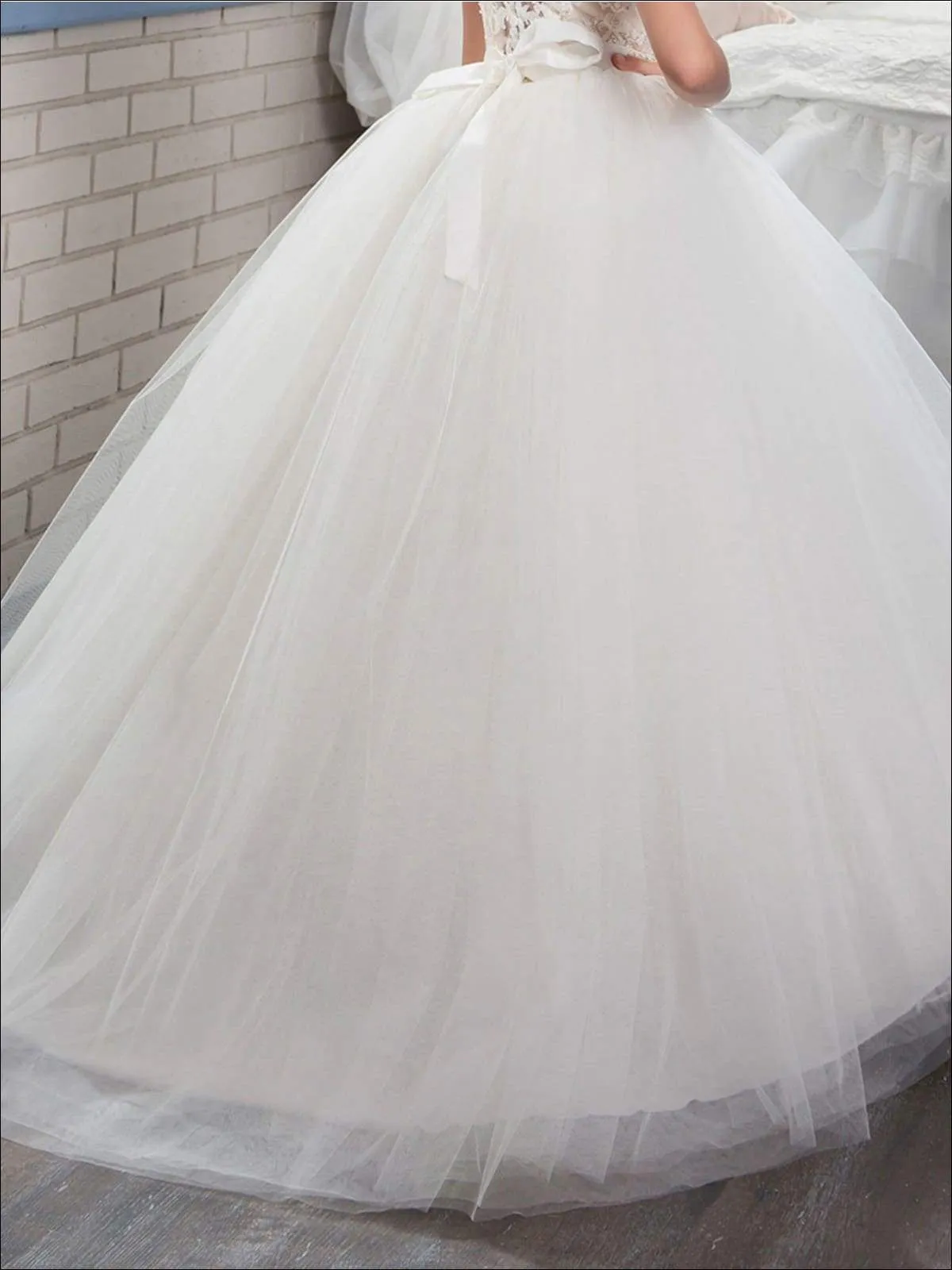 Girls Pearl Embellished Lace Mesh Communion Gown