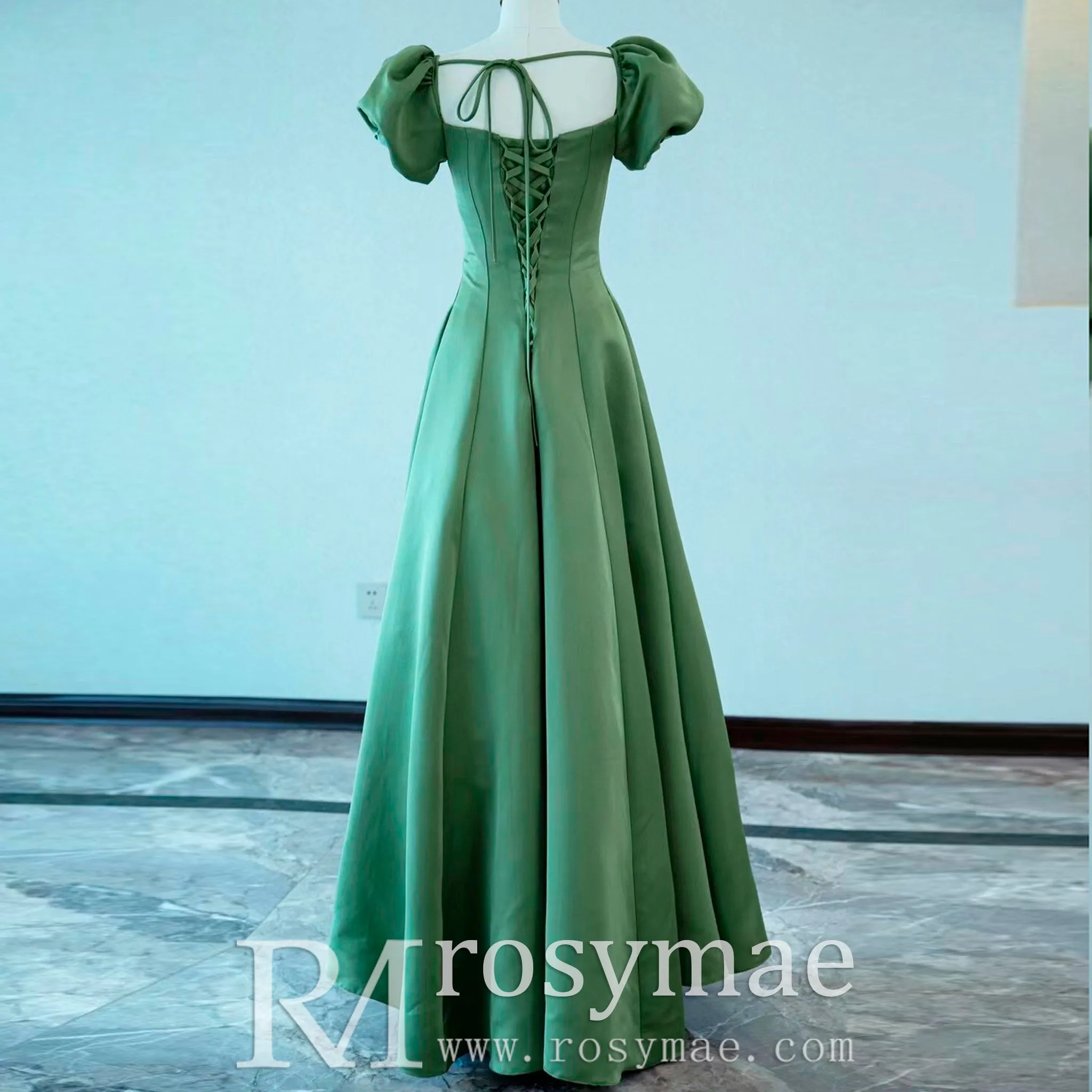 Green Junior & Senior Prom Gowns with Short Sleeves