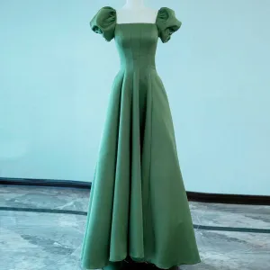 Green Junior & Senior Prom Gowns with Short Sleeves
