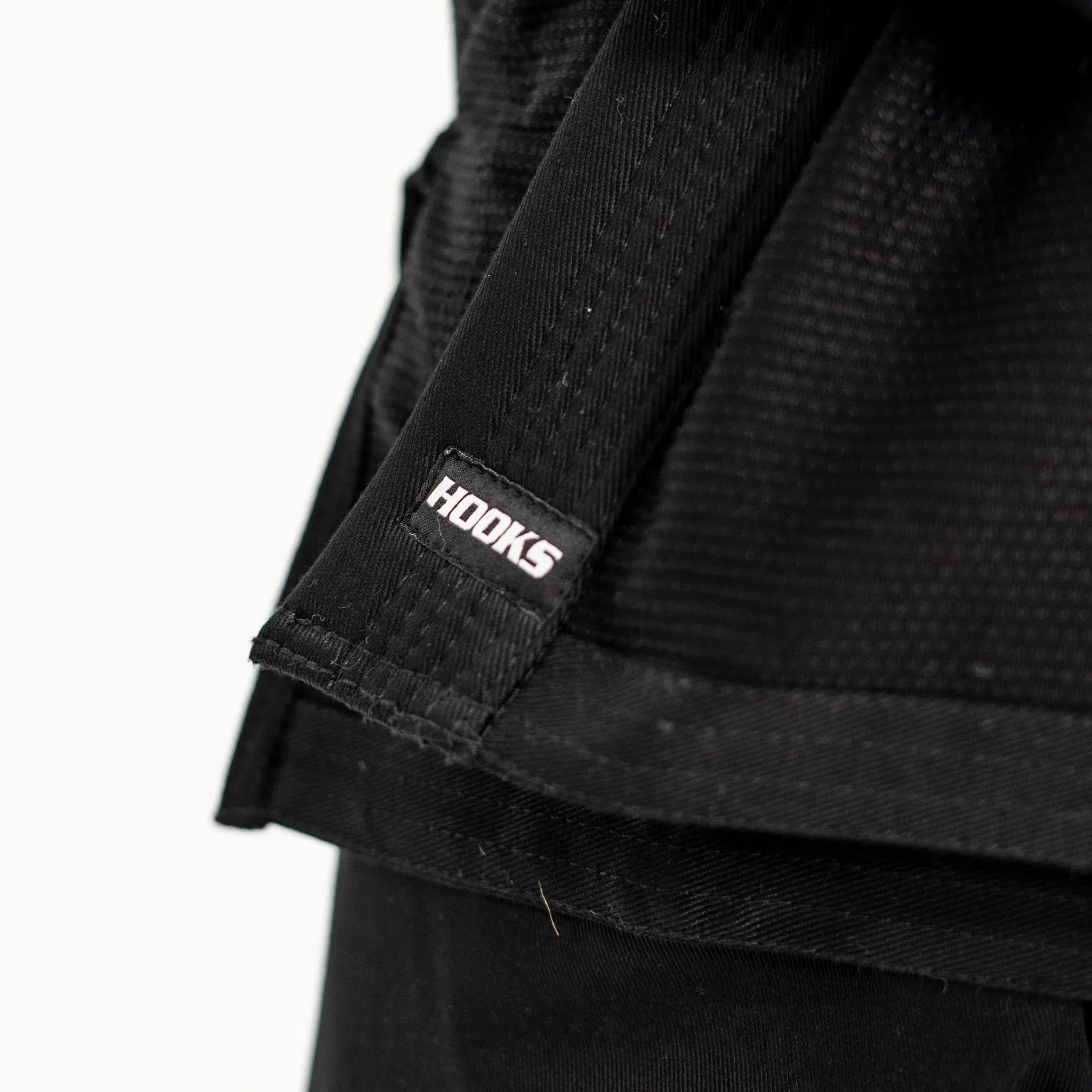Hooks BJJ GI - Prolight II - Black with White