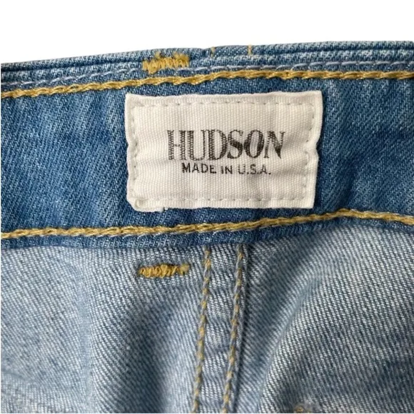 Hudson Jeans High Rise Button Fly Distressed Hem Faded Wash Denim Shorts Size 28