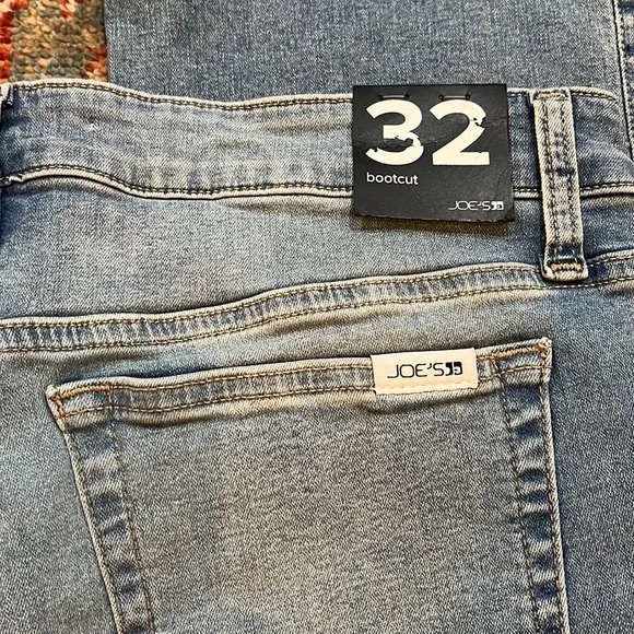 Joe’s Jeans Bootcut Jeans