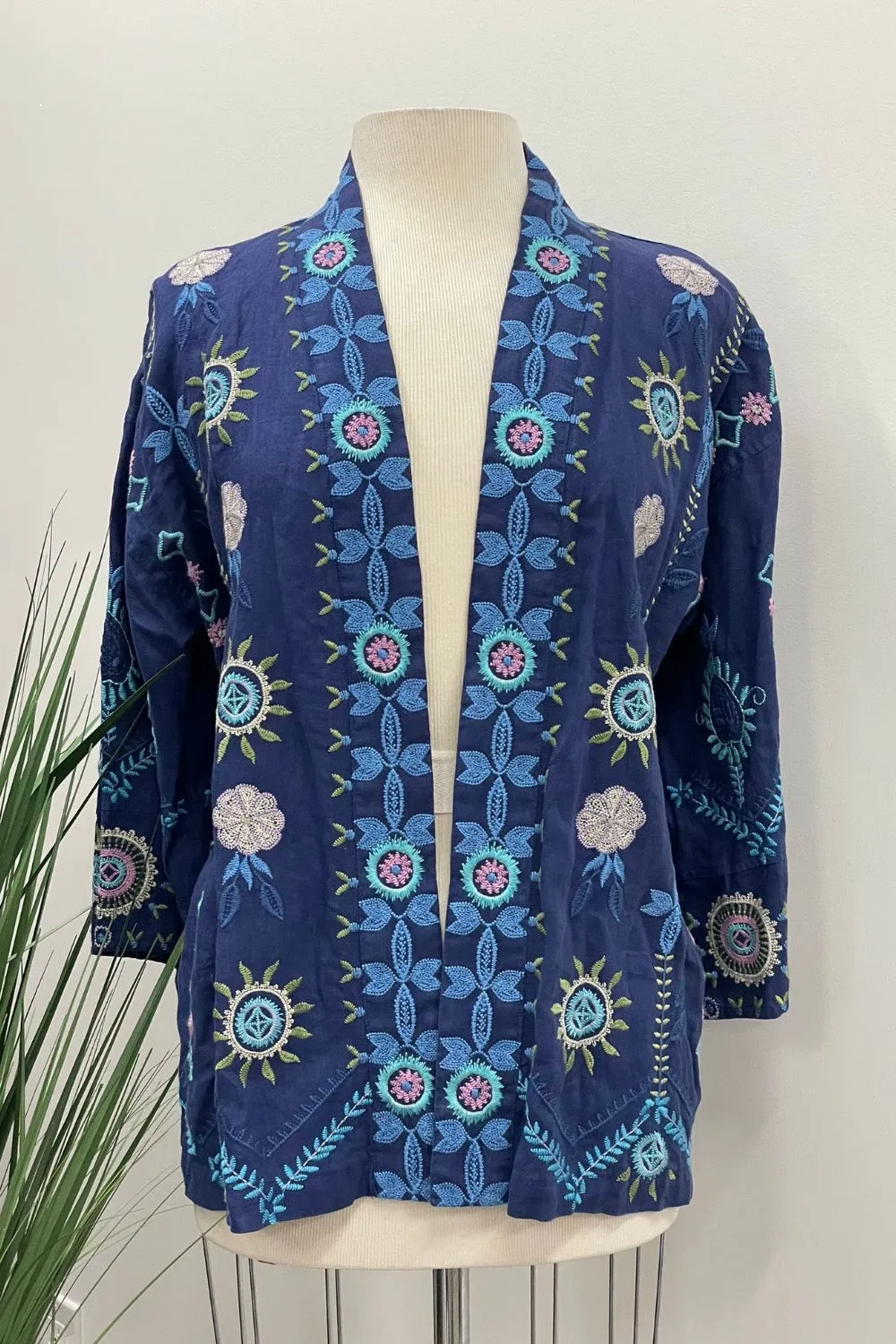 Johnny Was JWLA Oriel Cropped Linen Embroidered Kimono Boho Chic J47923