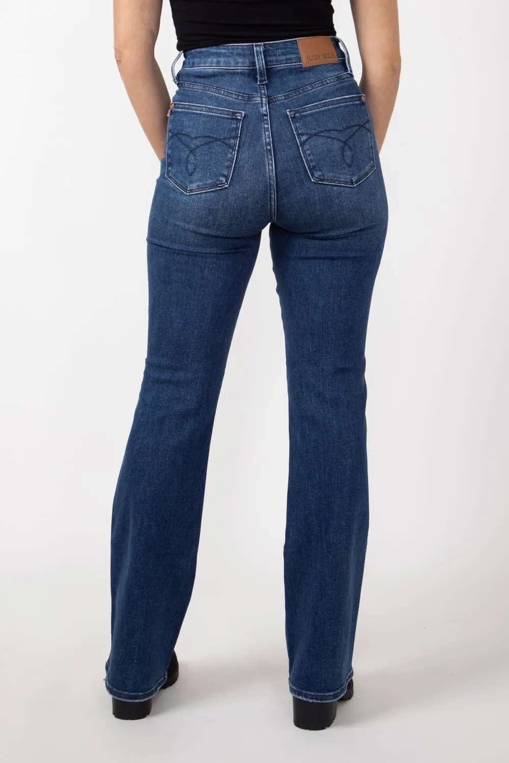 Judy Blue Embroidered Back Pocket 31" Bootcut Jeans for Women | 88786-REG