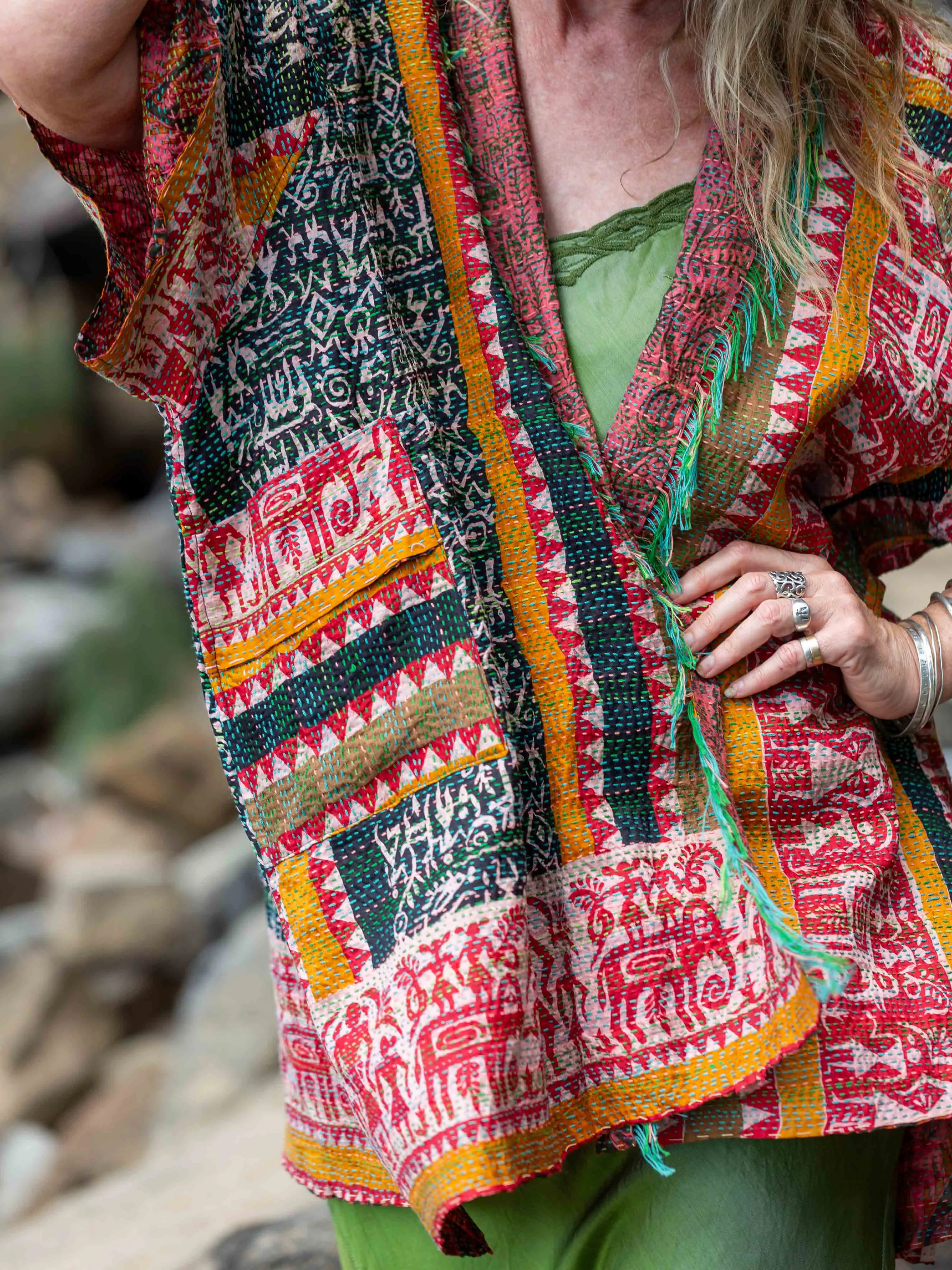 Kimono - silk reversible featuring hand stitching and pockets - Chama