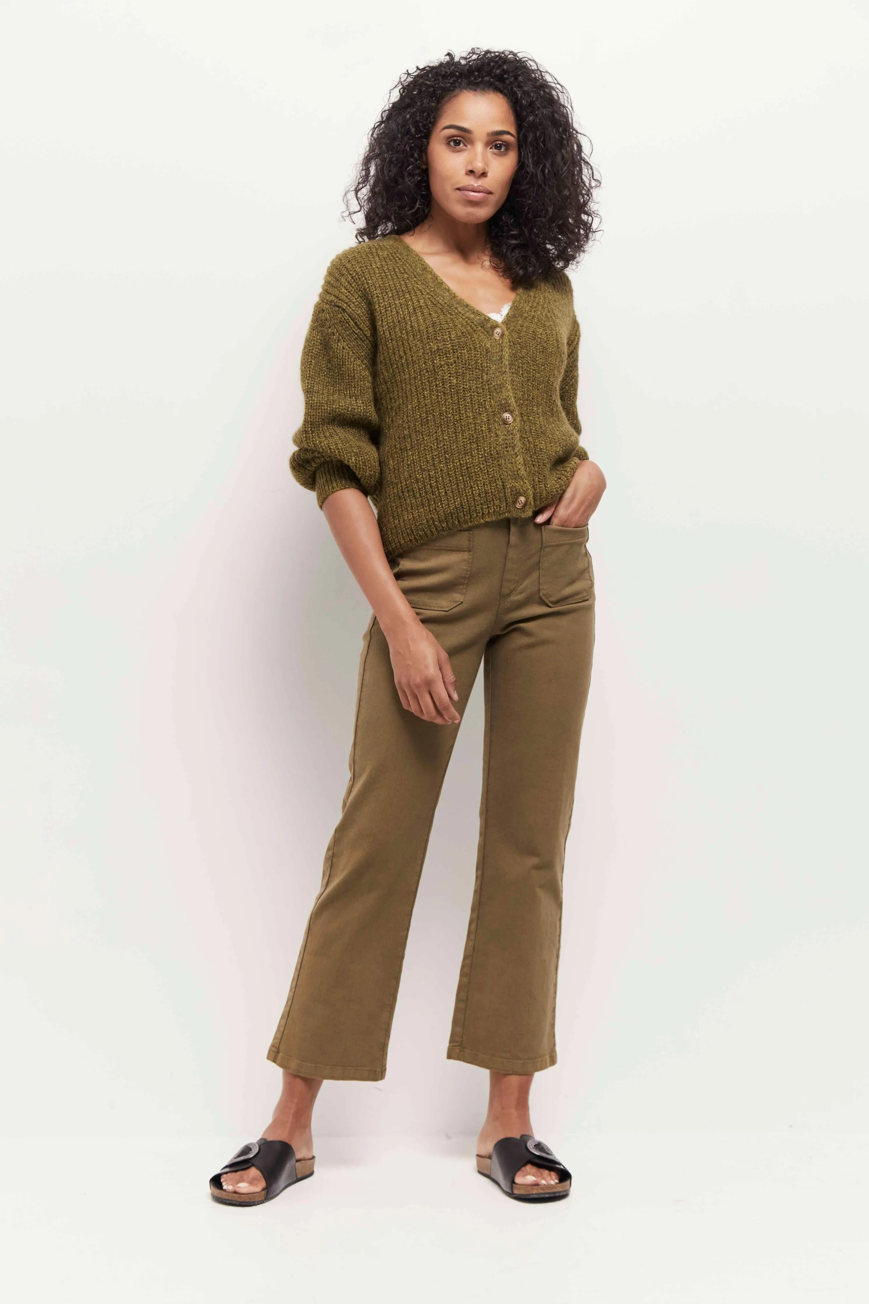 LE WILONA - Jean bootcut kaki waterless