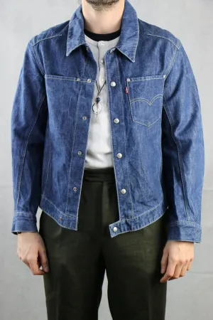 Levis Engineered washed