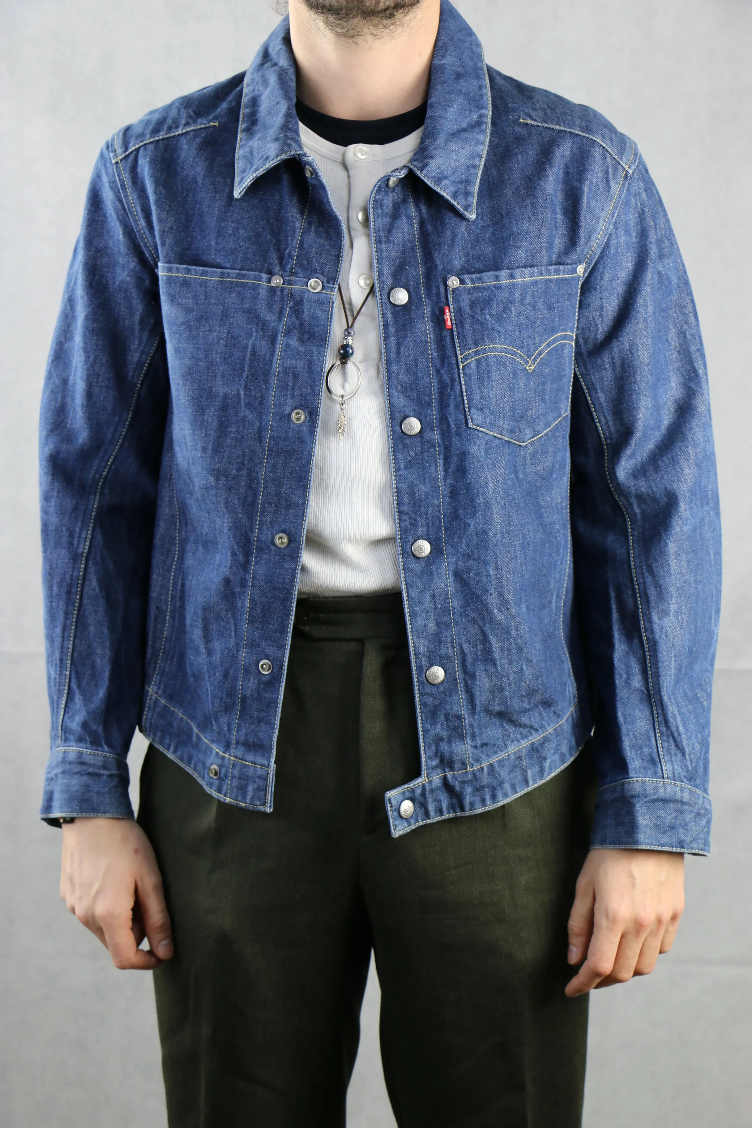 Levis Engineered washed