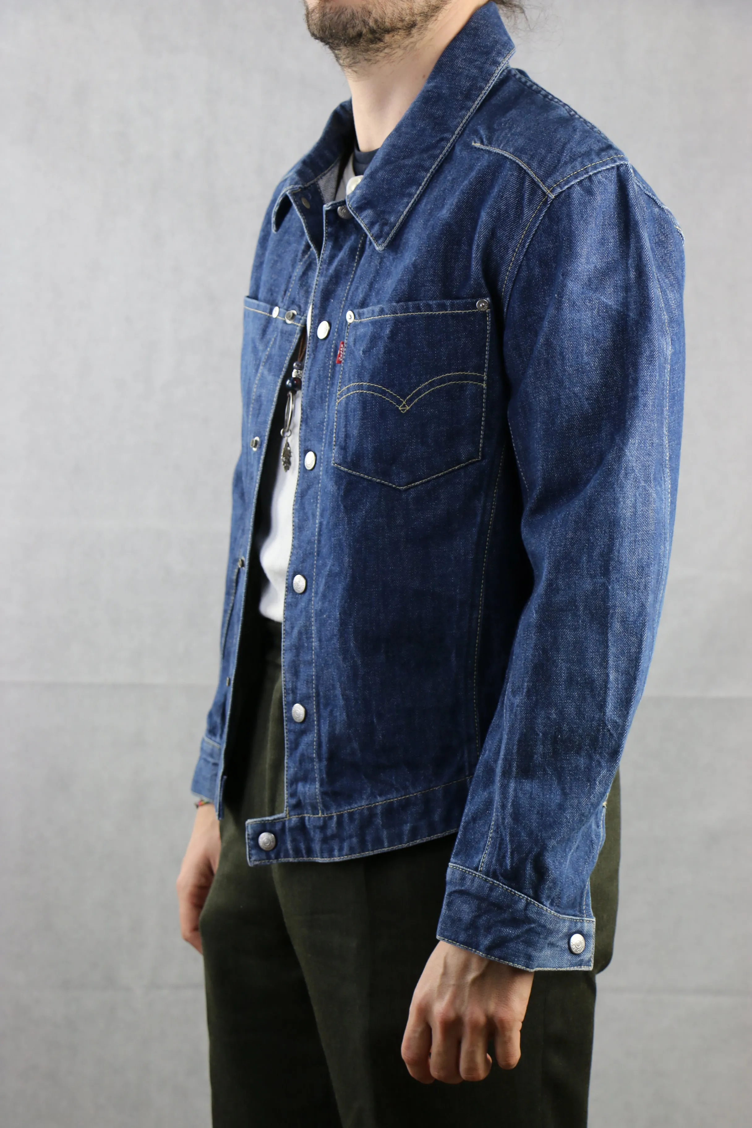 Levis Engineered washed