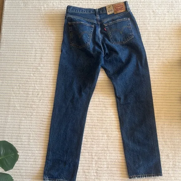 Levi's Women’s Blue Distressed Jeans