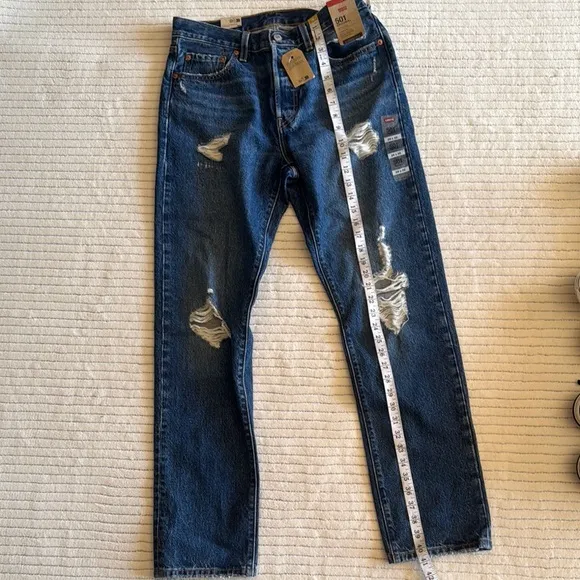 Levi's Women’s Blue Distressed Jeans