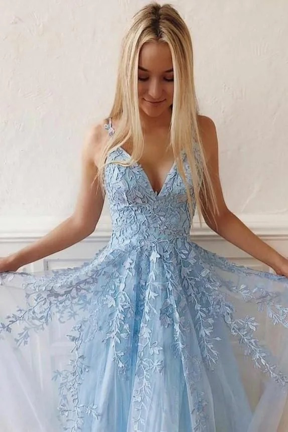 Light-blue Floral Lace Prom Dresses Tulle Skirt V-neckline