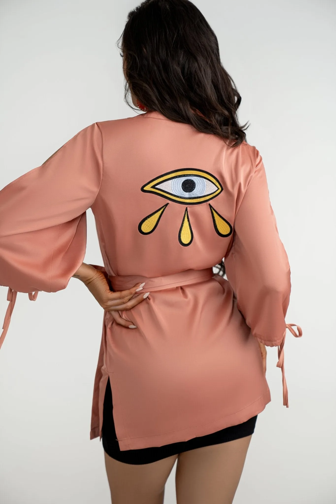 Los Ojos Kimono/ Robe