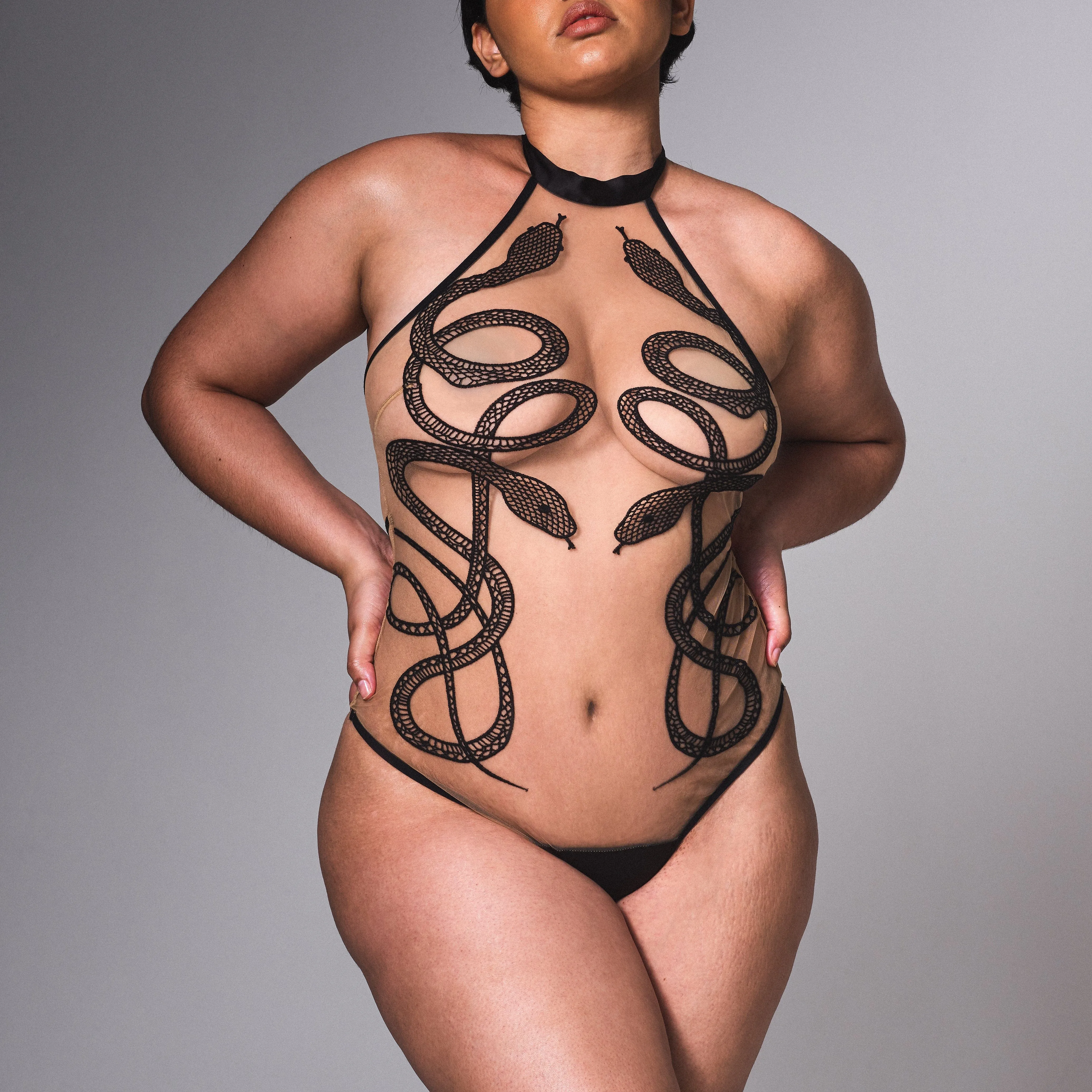 Medusa Bodysuit in Biscotti