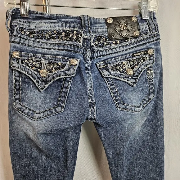 Miss Me slim bootcut embroidered bling jeans size 25