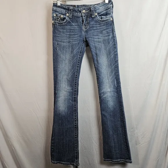 Miss Me slim bootcut embroidered bling jeans size 25