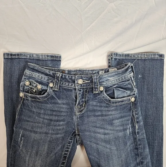 Miss Me slim bootcut embroidered bling jeans size 25