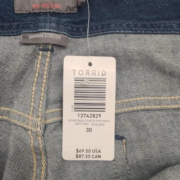 NWT Torrid  Flare Distressed Jeans Plus 30   Blue Wash Bootcut Stretch Mid Rise