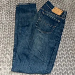 Ralph Lauren Polo Tompkins Skinny Jeans.  Size 28.