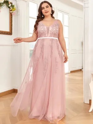 Robe de soirée en tulle fluide sans manches avec appliques élégantes de grande taille