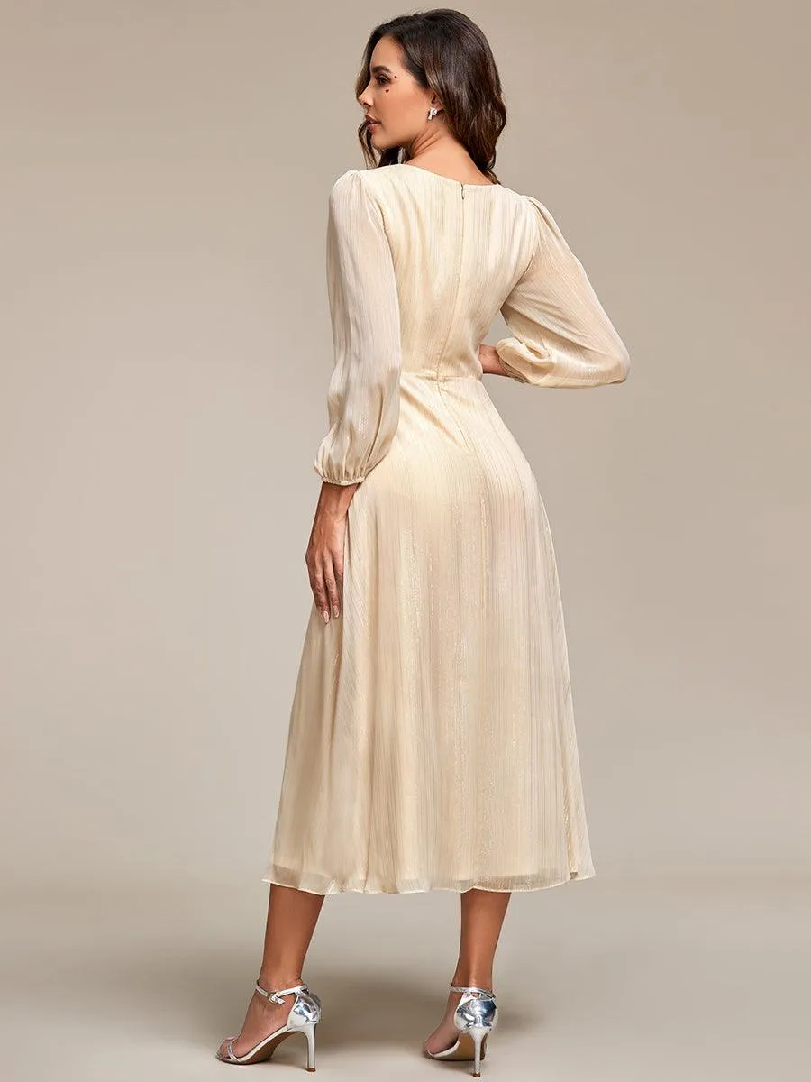 Robe de soirée trapèze scintillante à manches longues et col en V en mousseline de soie avec torsadé