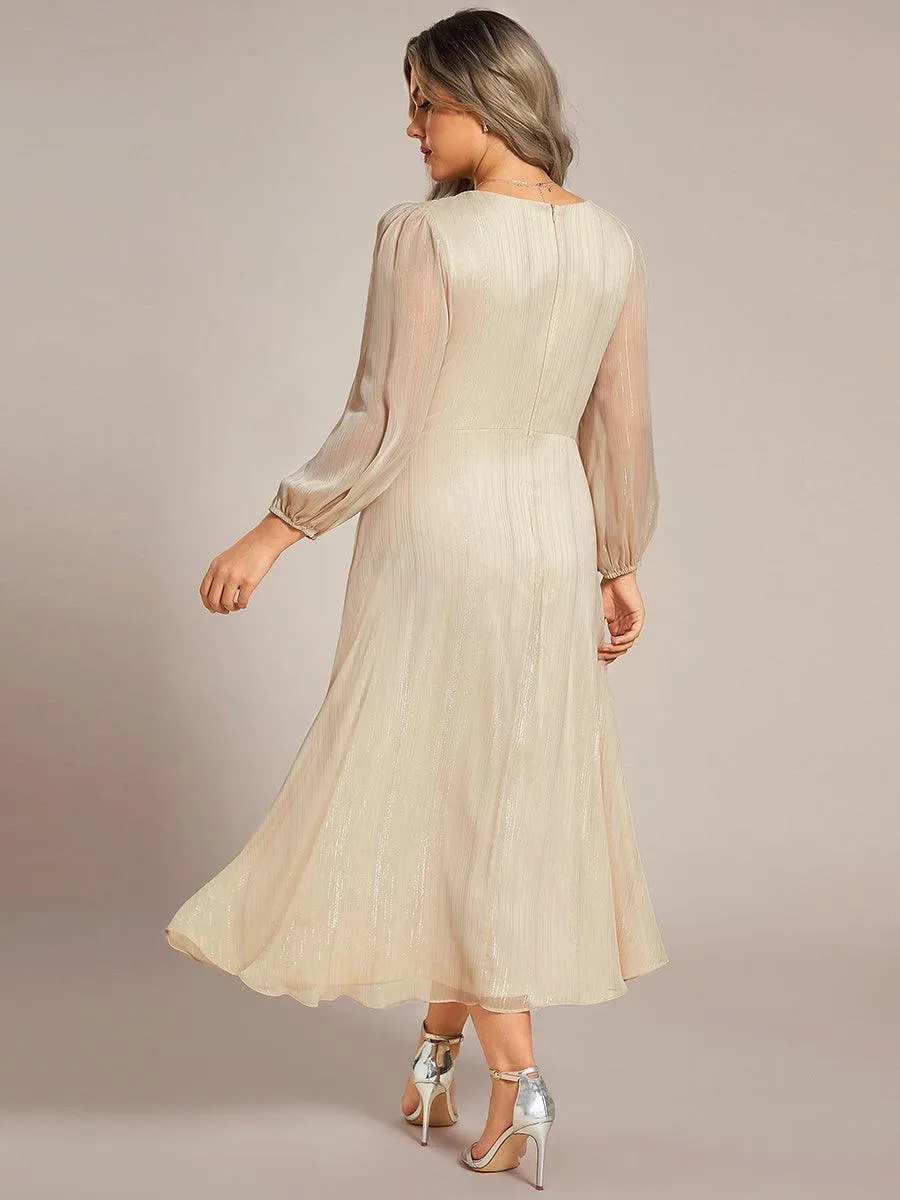 Robe de soirée trapèze scintillante à manches longues et col en V en mousseline de soie avec torsadé