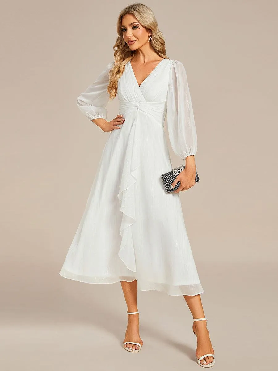 Robe de soirée trapèze scintillante à manches longues et col en V en mousseline de soie avec torsadé