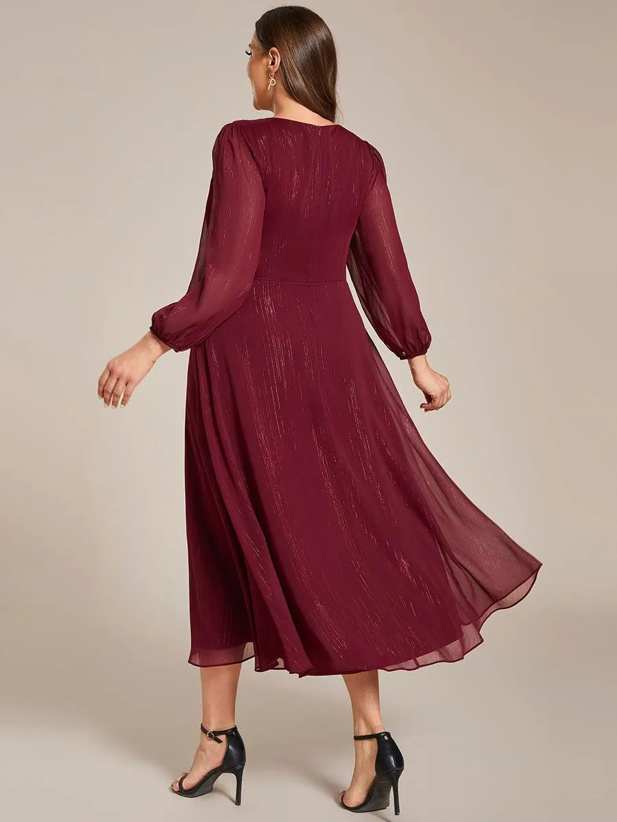 Robe de soirée trapèze scintillante à manches longues et col en V en mousseline de soie avec torsadé