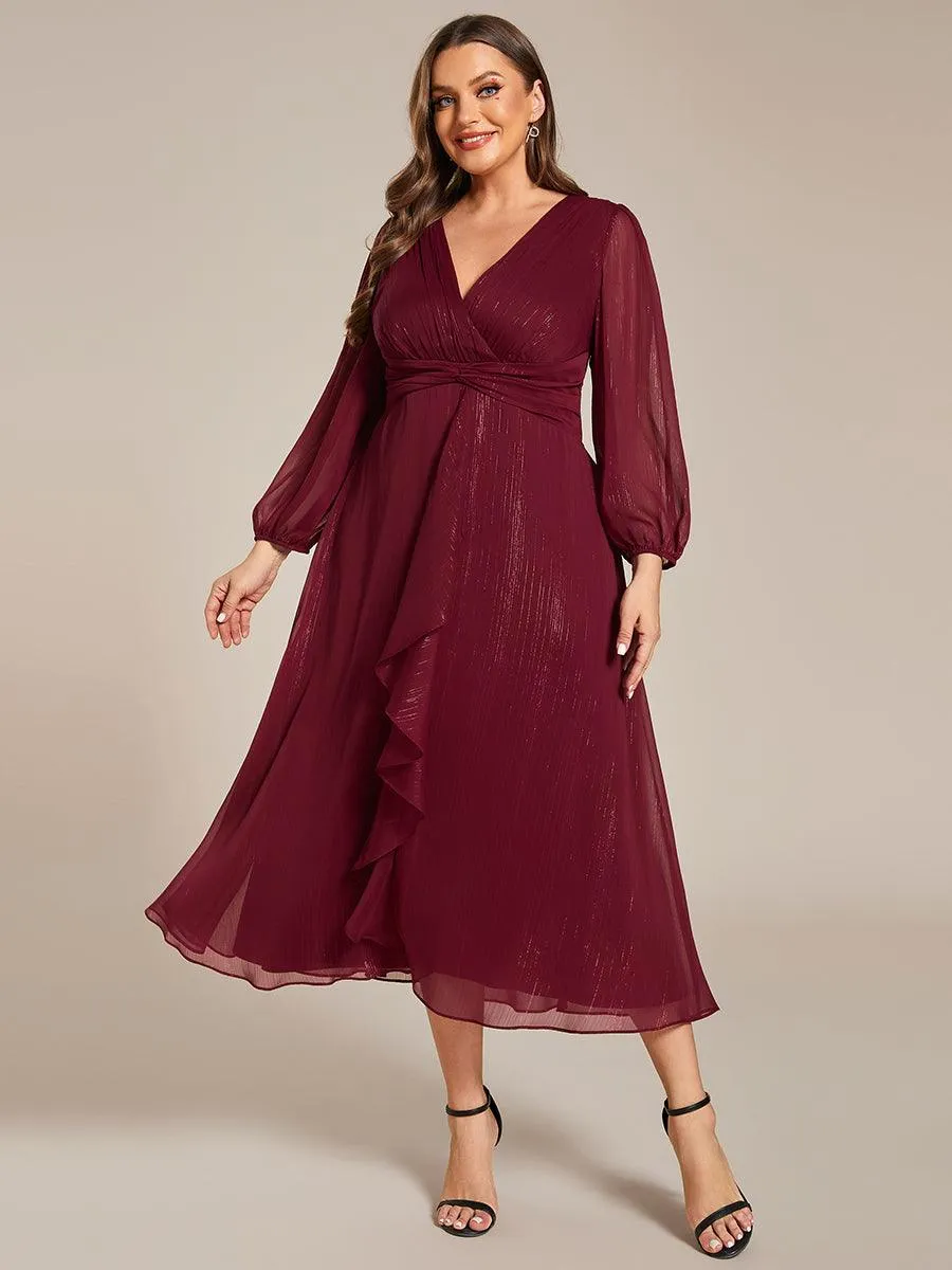 Robe de soirée trapèze scintillante à manches longues et col en V en mousseline de soie avec torsadé