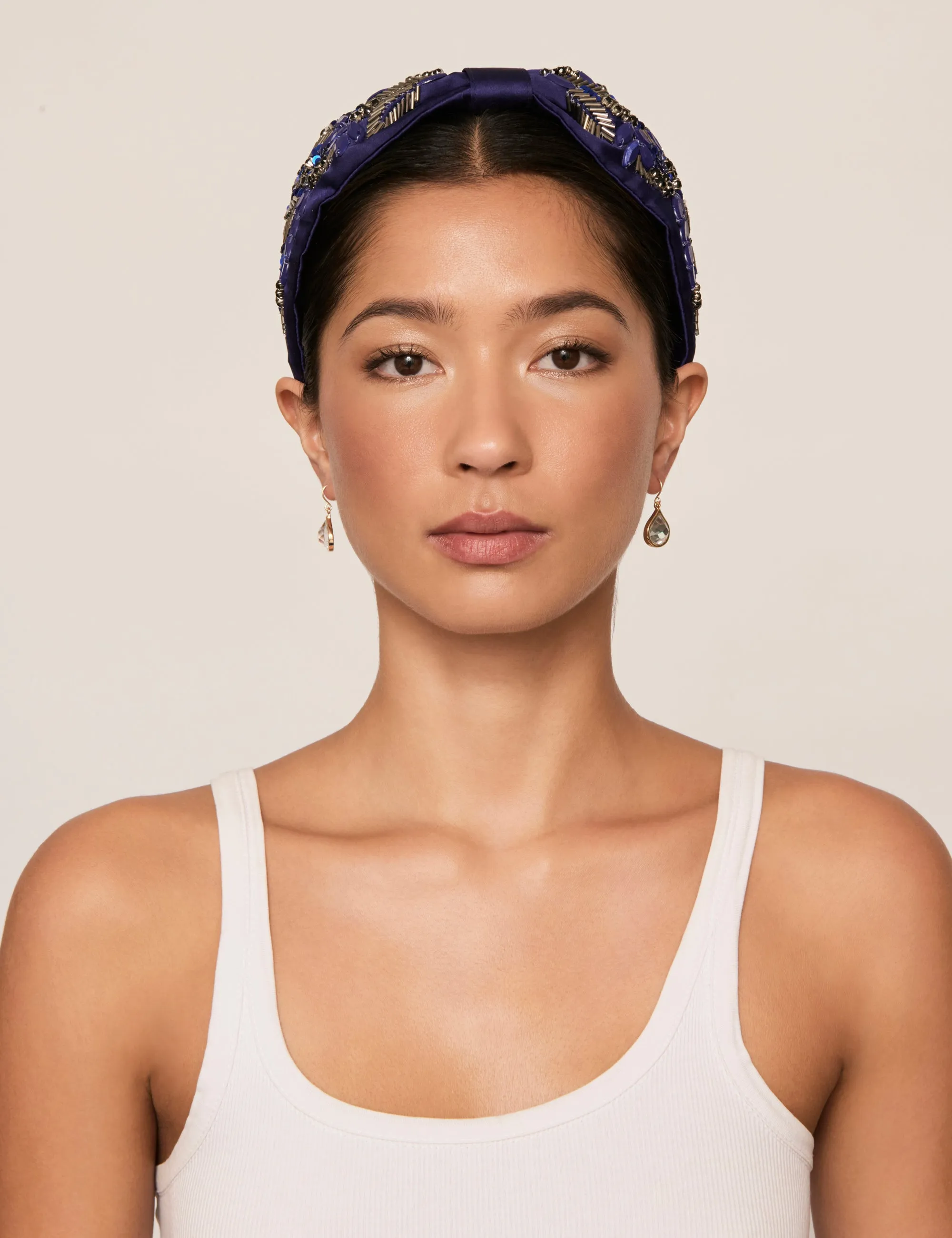 SATIN FEATHER SOFT FORM HEADBAND