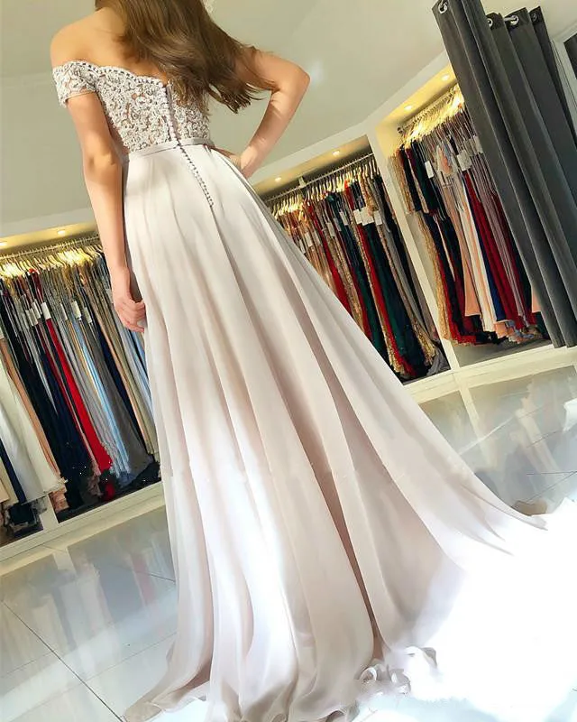 Sexy Ivory A-line Prom Dresses Lace Appliques Off The Shoulder Long Prom Gowns Fashion